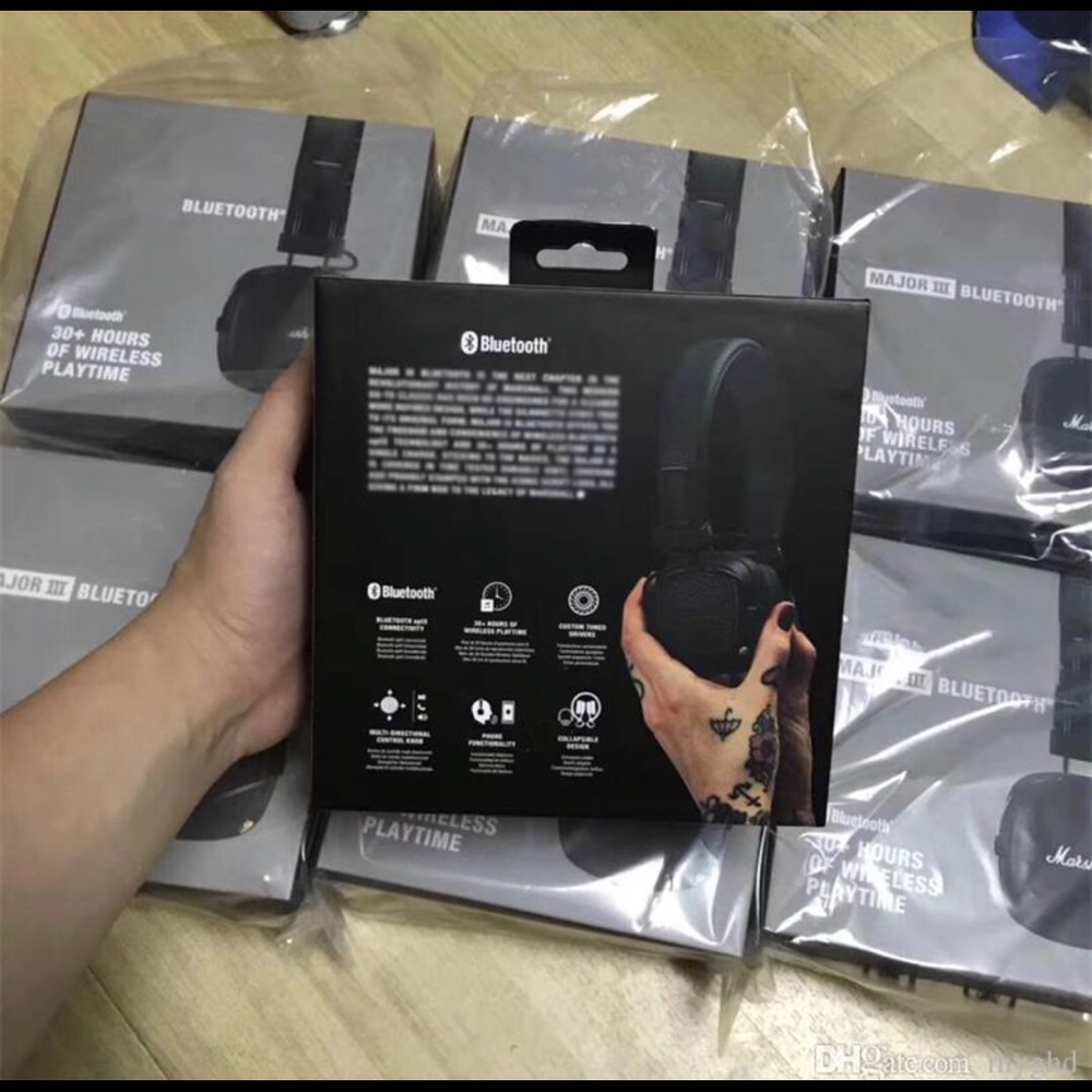 Headphones - Picture 2 of 2